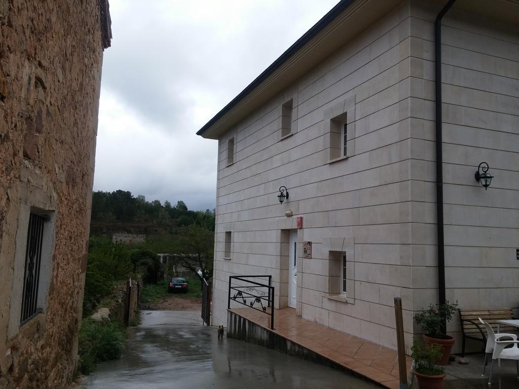 Puerta De Caderechas Vila Terminon Exterior foto